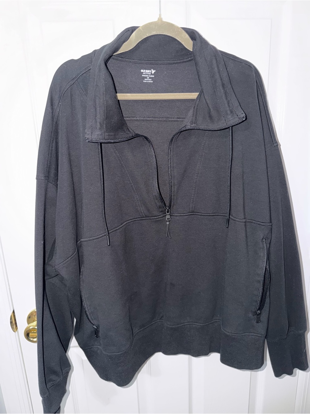 Women’s  Black active Quarter-Zip Pullover Sweater